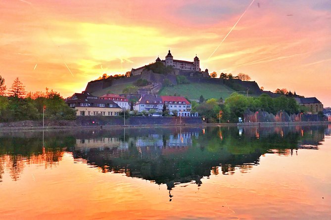 https://media-cdn.tripadvisor.com/media/attractions-splice-spp-674x446/06/7b/22/dc.jpg