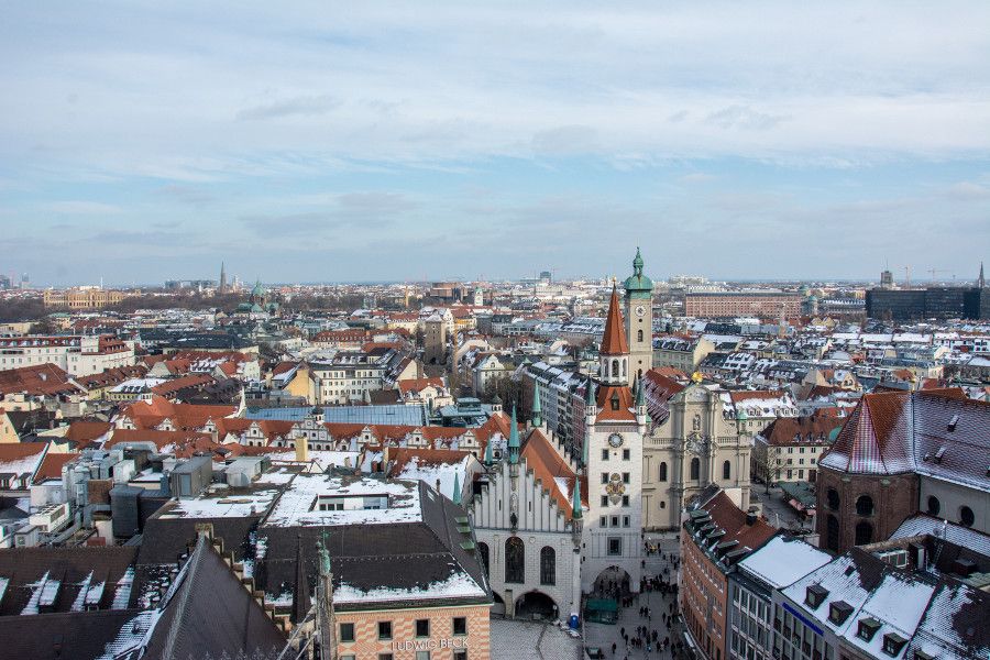 https://www.reverberations.net/wp-content/uploads/2018/04/munich-neues-rathaus-observation-deck-east-view.jpg