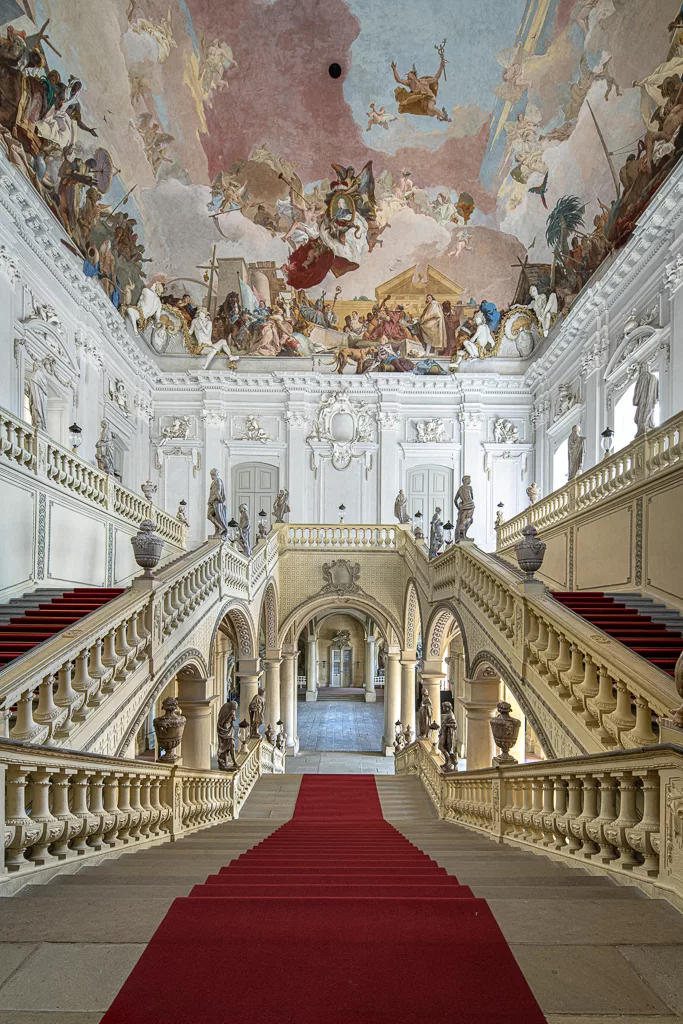Official photo: The world’s largest continuous ceiling fresco
© Bildarchiv Foto Marburg/ Bayerische Schlösserverwaltung/ Achim Bunz (CbDD)
